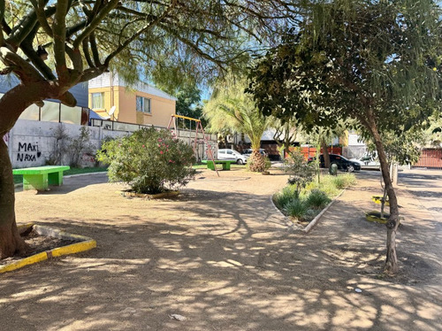 Reina Norte A 10 Minutos Del Centro De Colina
