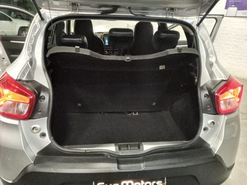 Imagen 15 de 17 de Renault Kwid 1.0 Iconic