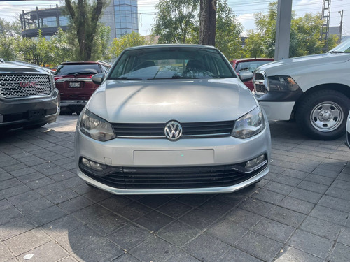 Imagen 3 de 10 de Volkswagen Polo 2018 1.6 Mt