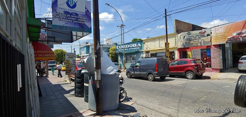 Imagen 17 de 19 de Galpón - Alto Alberdi