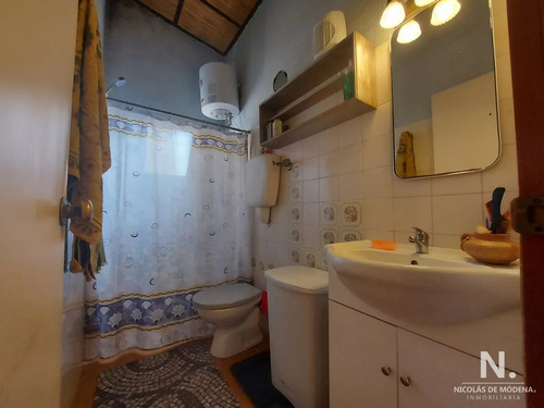 Vende Casa En Balneario Buenos Aires, Manantiales, De 2 Dormitorios En Suite.