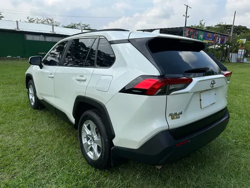 Toyota RAV4 2.0 Xle 4X2 Cvt