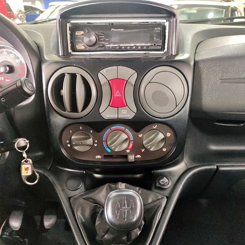 Fiat Doblo 1.8 16v Essence 7l Flex 5p