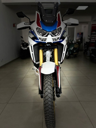 Imagen 6 de 15 de Honda Africa Twin 1100 Adventure Sports Automática + Baulera