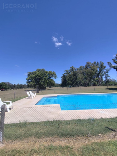 Lote De Terreno De 1200 M2 En Venta En El Club De Campo Los Palenques En Manzanares.
