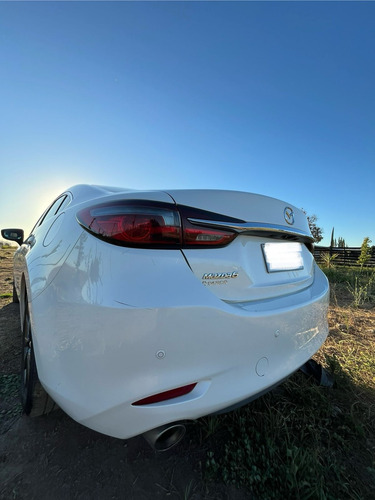 Mazda Mazda 6 Sedan V 2.0 6At Cu