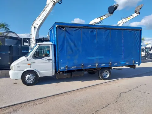 Iveco Daily 70-13 Chasis Con Caja