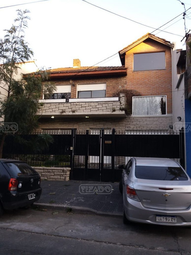 Casa  En Alq. Temporario Ubicado En Martínez, San Isidro, G.b.a. Zona Norte