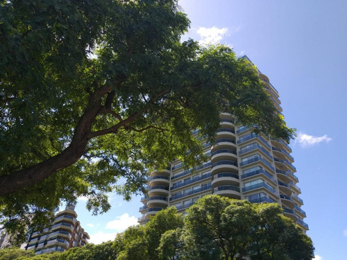 Imagen 1 de 23 de El Mejor Y Exclusivo Apartamento En El Edificio Green Field