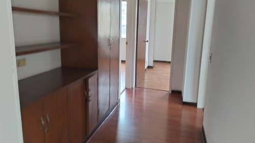 Venta De Apartamento En La Avenida Santander,manizales 