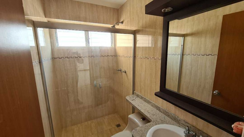 Imagen 15 de 25 de Vendo Apto 109m2 3h/3b/2p El Cigarral 0264