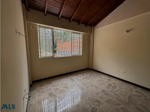 Venta De Casa En Envigado, El Escobero Barte Baja(mls#250854)