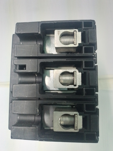 Interruptor Termomagnetico Tripolar Hdl36100 Squared (Usado)