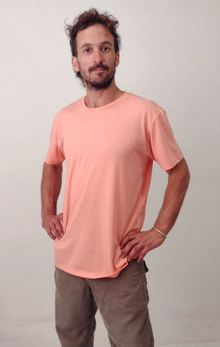 Imagen 2 de 4 de Remera Hanu Kai