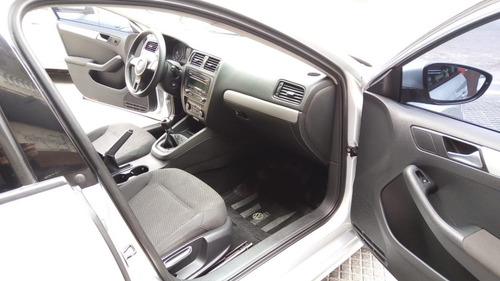Imagen 11 de 15 de Volkswagen Vento Tdi Advance Impecable!