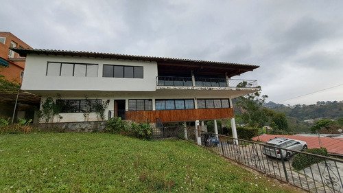 Casa A Remodelar, Urb. El Peñon