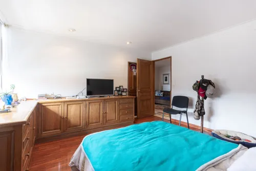 Apartamento En Venta En El Chicó. Cod V3997