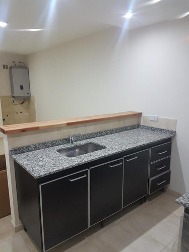 Imagen 5 de 11 de Departamento 2 Ambientes Con Cochera - Calle 31 Al 4200 - Villa España