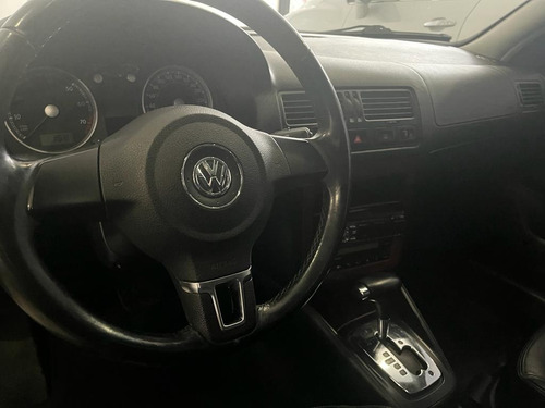 Volkswagen Bora 1.8 Highline T Tiptronic Cuero 1°dueño