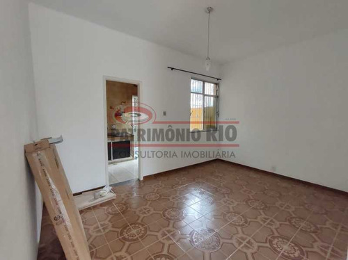 Imagem 4 de 15 de Casa Frente De Rua, Penha, 2 Quartos Com Dependência, Terraço E Financiando - Paca20678