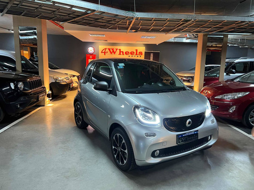 Imagen 2 de 22 de Smart Fortwo 2018 1.0 Play