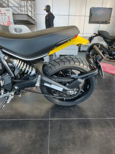Imagen 12 de 16 de Ducati Scrambler Icon - No Bmw Ninet, No Triumph Bonneville!