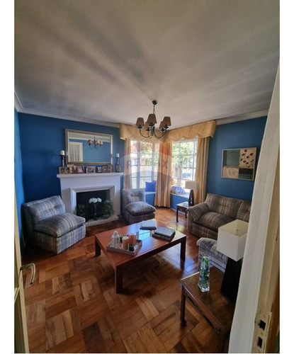 Venta De Casa Con Amplio Terreno