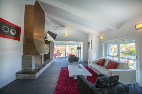 Venta Apartamento 1 Dormitorio Y Medio Punta Del Este Garage Parrillero Propio