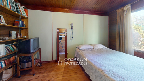 Casa En Venta De 4 Dormitorios Con Gran Terreno De 520 Mts2.