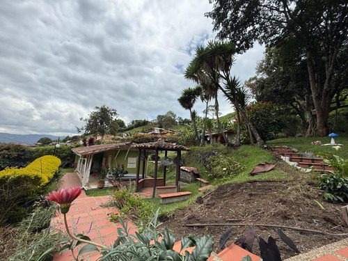 Se Vende Lote Con 2 Casasen La Ceja A1 Km De La Zona Urbana