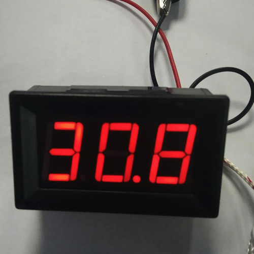 Medidor Termómetro De Temperatura Led Digital Rojo