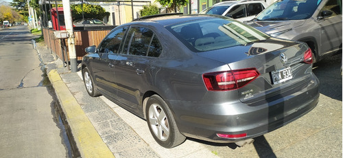 Imagen 12 de 20 de Volkwagen Vento Advance Plus At