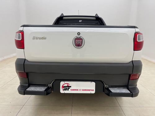 Imagem 5 de 15 de Fiat Strada Working Hard 1.4 Fire Flex 8v Cs 2019/2020