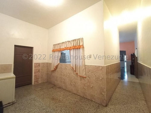 Gbf 25-14273 La Coromoto Vendo Bella Casa Con Terreno Contácteme Ya.