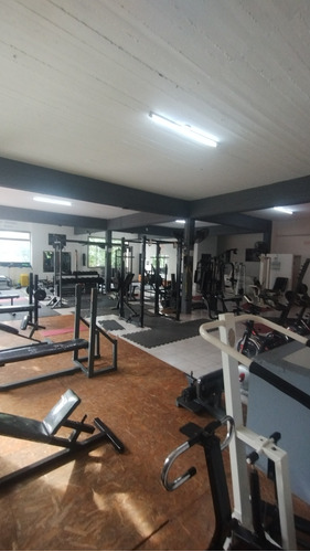 Gimnasio Fondo De Comercio 