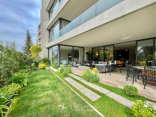 Departamento En Venta De 4 Dorm. En Suite En Lo Barnechea