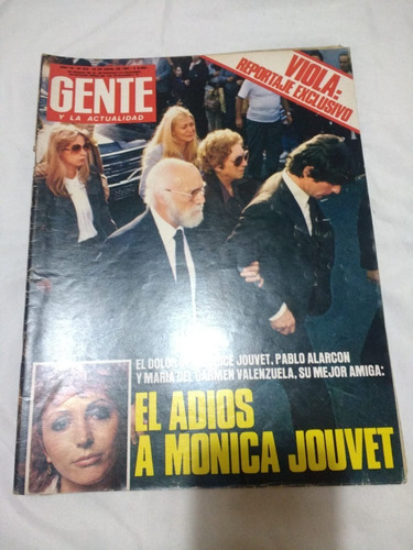 Revista Gente 822  Kempes Maradona  1981