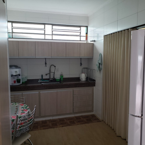Casa Ampla Com Grande Área No Centro