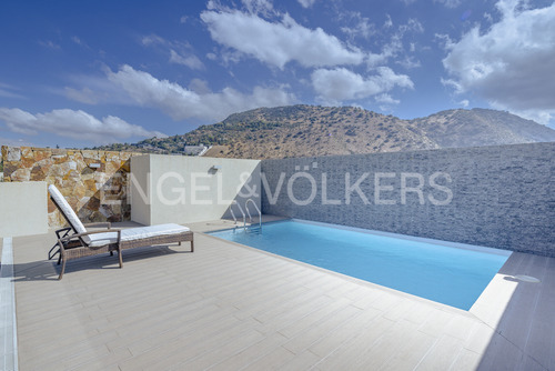Penthouse Exclusivo Con Piscina