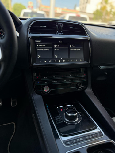 Jaguar F-PACE 3.0 R-sport At