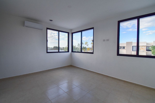 Casa En Venta En Mérida, Privada Andres, Cumbres De Novonorte, Conkal