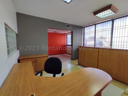 Imagen 12 de 30 de Oficina En En Venta En El Centro De Barquisimeto, Lara _ Monica Carrasquel 0424/556.57.59#