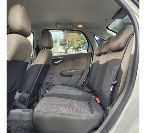 Fiat Grand Siena 1.6 MPI ESSENCE 16V FLEX 4P MANUAL
