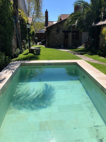 Imagen 1 de 8 de Venta Casa Zona Guemes