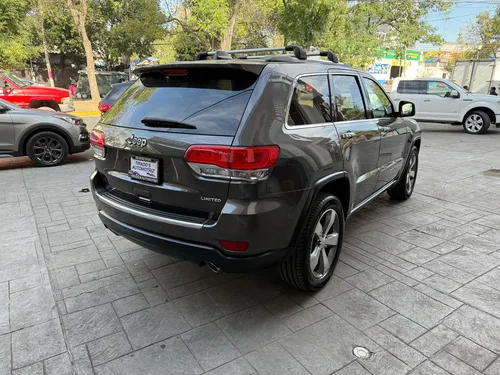 Jeep Grand Cherokee 3.6 Limited Lujo V6 4x2 At