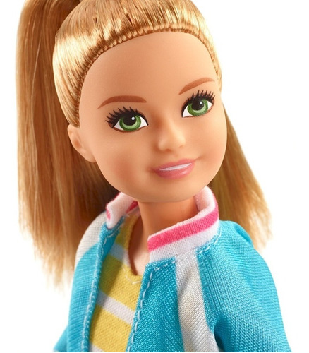 Muñeca De Barbie Dreamhouse Adventure Stacie Princesa