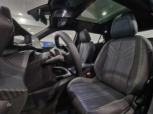 Peugeot 2008 1.0T Gt