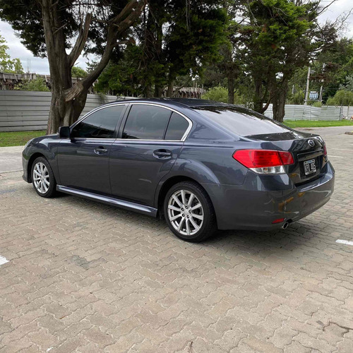 Subaru Legacy 2.5 Awd Cvt Limited 2011