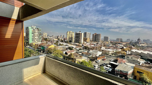 Departamento En Arriendo De 2 Dorm. En Recoleta