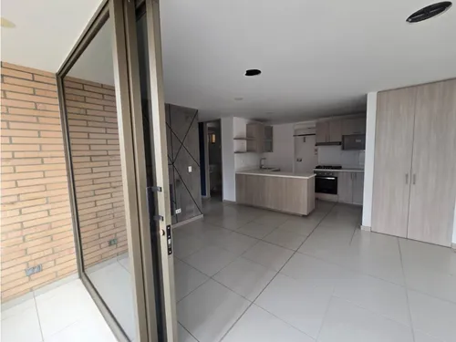 Vendo Apartamento Loma De San José Parte Baja